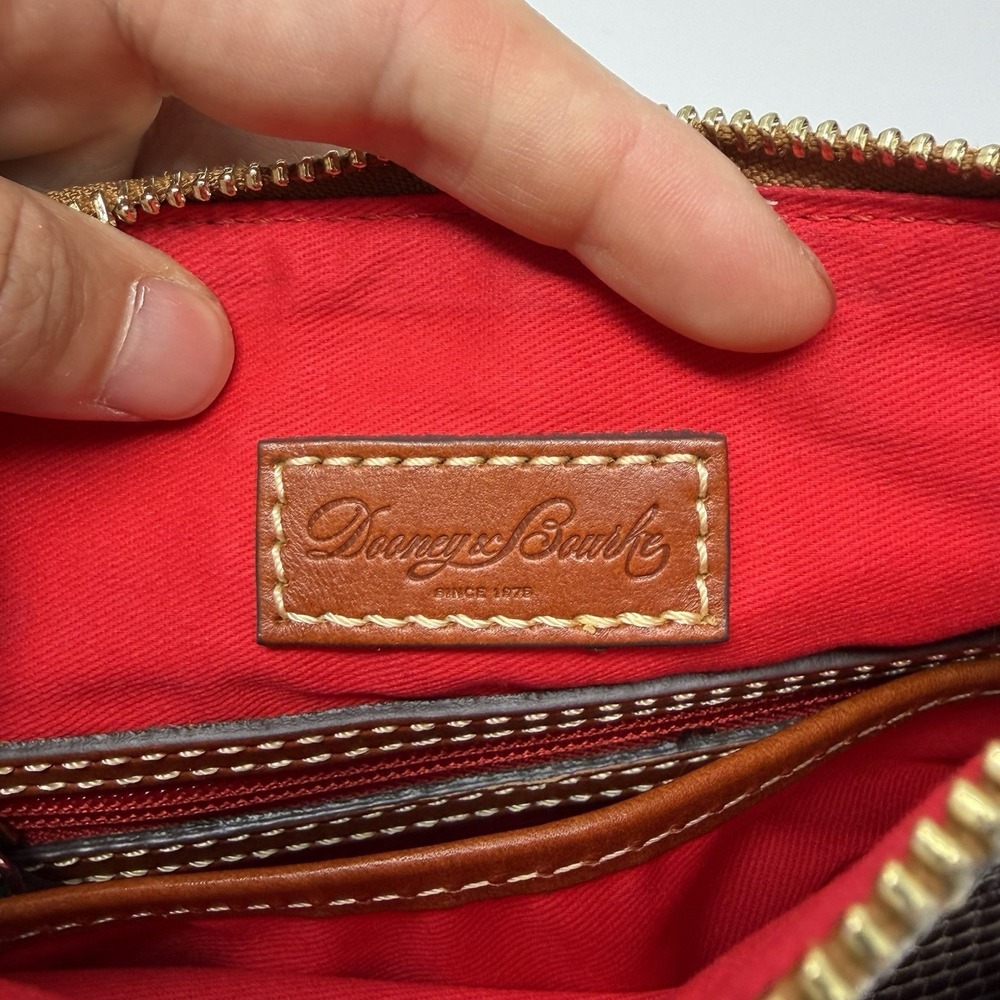 Dooney & Bourke Lizard Embossed Letter Carrier Crossbody Bag Purse in Black - Picture 11 of 12